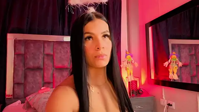 Snapshot of Mia_Oxford chatting on October 17, 2025, 1:02 pm Mia Oxford online show from October 17, 2025, 1:02 pm