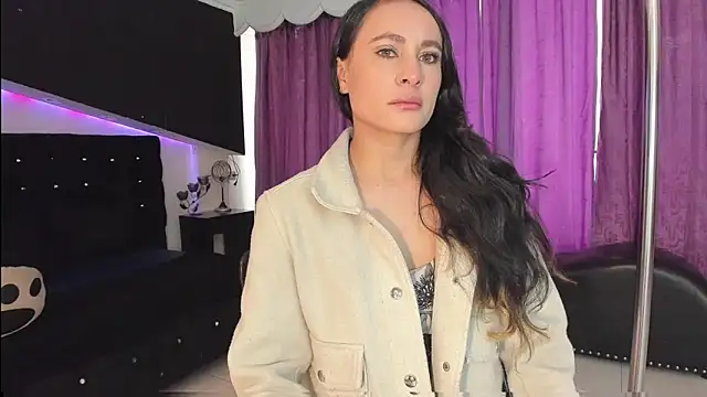 Coral Gibson online show from February 19, 2026, 12:35 pm