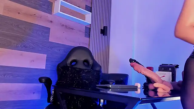 Snapshot of Ellaochoa chatting on September 28, 2025, 11:39 am Ellaochoa online show from September 28, 2025, 11:39 am