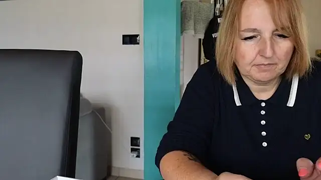 Sandcoq online show from June 4, 2026, 11:59 am