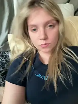 Snapshot of TheyCallMeSir6669 chatting on December 17, 2024, 6:09 pm TheyCallMeSir6669 online show from December 17, 2024, 6:09 pm