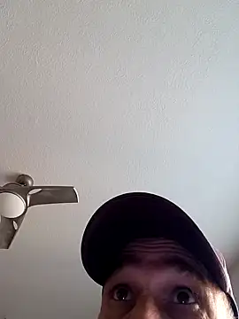 Snapshot of TheyCallMeSir6669 chatting on February 1, 2025, 10:55 pm TheyCallMeSir6669 online show from February 1, 2025, 10:55 pm