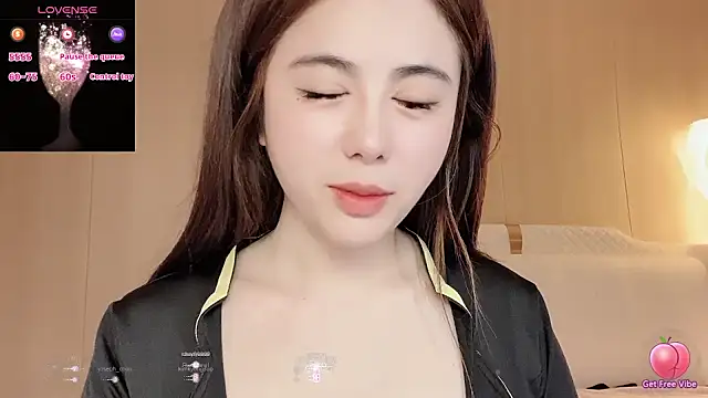 jiaozi-kiss online show from January 26, 2025, 8:46 am
