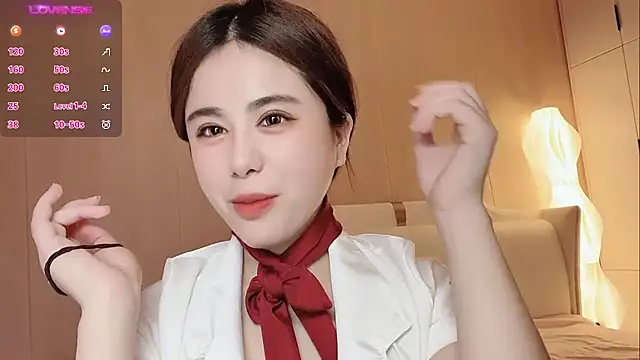 jiaozi-kiss online show from February 8, 2025, 5:40 am