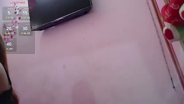 Snapshot of littleayshel chatting on October 23, 2025, 2:49 pm littleayshel online show from October 23, 2025, 2:49 pm