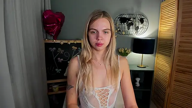 Aria69Stars online show from November 4, 2025, 10:30 am