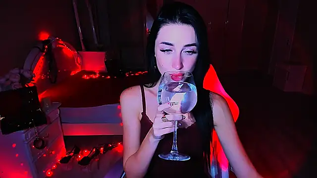 Snapshot of lovely_desire chatting on September 18, 2025, 3:26 pm lovely desire online show from September 18, 2025, 3:26 pm