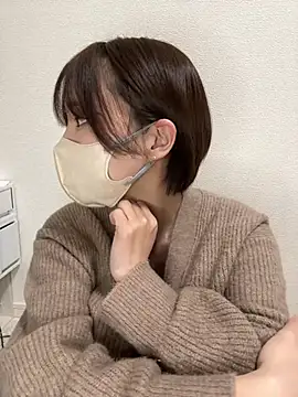 -x MIU x online show from March 18, 2025, 10:17 am