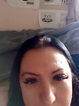 Veronica-Celie online show from October 6, 2025, 7:31 am