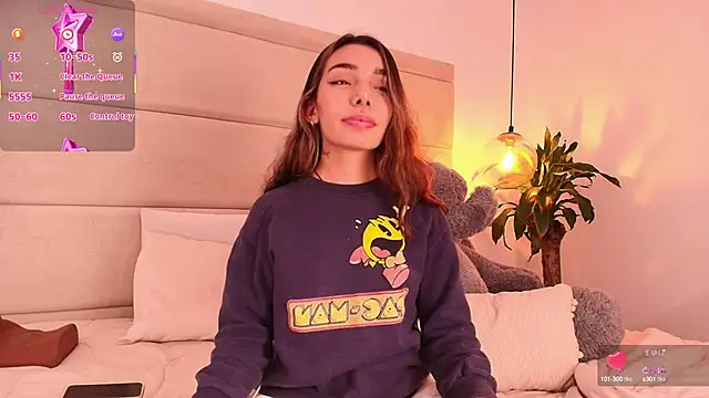 Snapshot of Mollymoon1 chatting on September 30, 2025, 7:09 pm Mollymoon1 online show from September 30, 2025, 7:09 pm