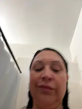 AlyssiaAmoreXO online show from October 4, 2025, 6:09 pm