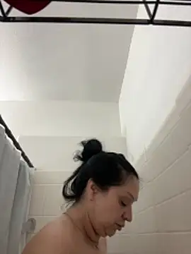 AlyssiaAmoreXO online show from January 7, 2026, 2:55 pm