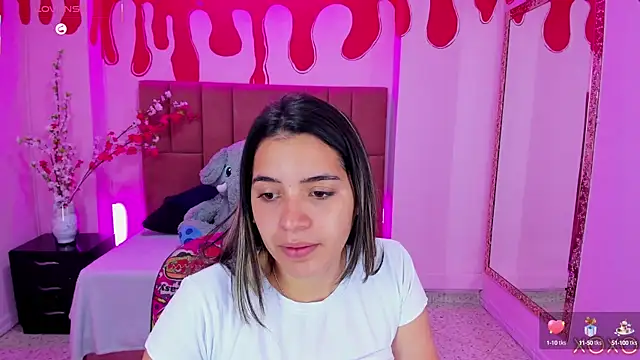 Leah Means  online show from February 20, 2025, 12:36 pm