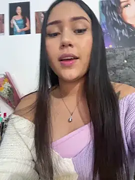 YuliiCamm online show from February 3, 2025, 11:26 pm