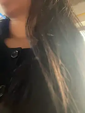 YuliiCamm online show from March 19, 2025, 9:37 pm