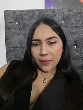YuliiCamm online show from February 1, 2025, 2:37 am