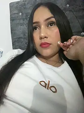 YuliiCamm online show from January 17, 2025, 12:10 am