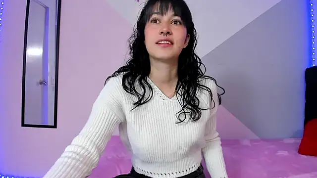 Camcrush   online show from September 16, 2025, 2:29 pm