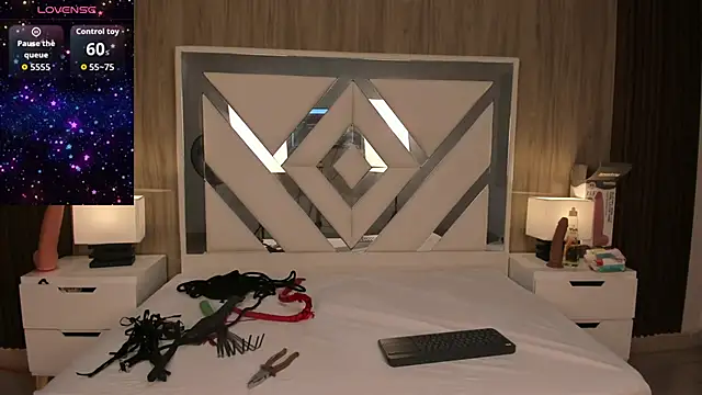 ValentinaThomas online show from October 2, 2025, 7:28 pm