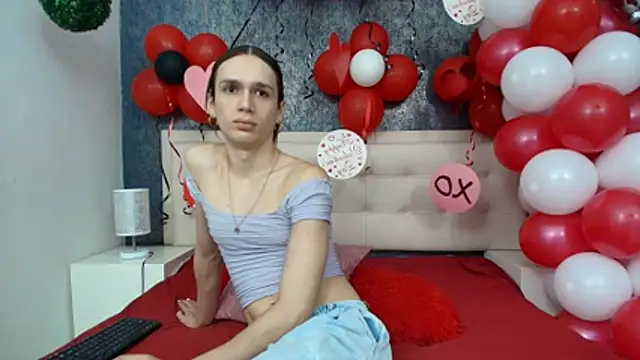 Snapshot of Celestial_Queen_ chatting on February 12, 2026, 2:17 pm Celestial Queen online show from February 12, 2026, 2:17 pm