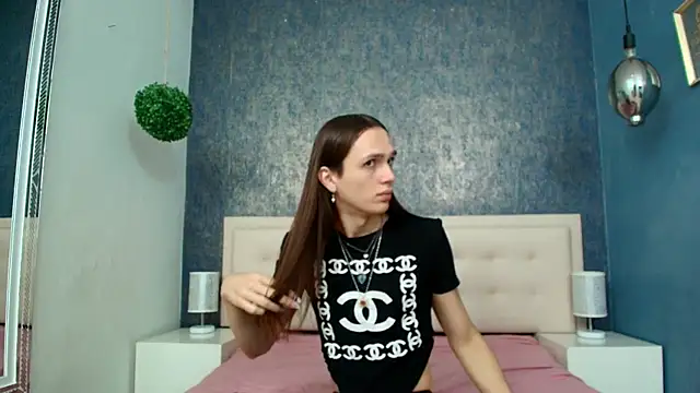 Celestial Queen  online show from October 14, 2025, 1:12 pm