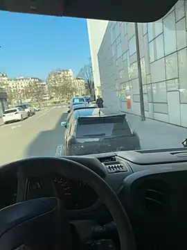 Snapshot of lescro95_ chatting on March 17, 2025, 9:01 am lescro95  online show from March 17, 2025, 9:01 am