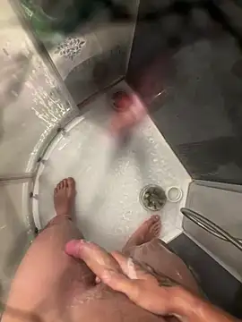 Snapshot of lescro95_ chatting on October 12, 2025, 7:04 pm lescro95  online show from October 12, 2025, 7:04 pm