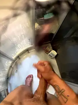 Snapshot of lescro95_ chatting on October 14, 2025, 8:48 am lescro95  online show from October 14, 2025, 8:48 am