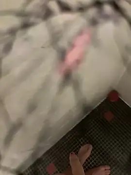 Snapshot of lescro95_ chatting on October 27, 2025, 7:53 am lescro95  online show from October 27, 2025, 7:53 am