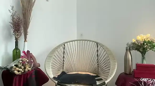 Snapshot of cataline_de_aragaon chatting on December 28, 2024, 7:43 pm cataline de aragaon online show from December 28, 2024, 7:43 pm