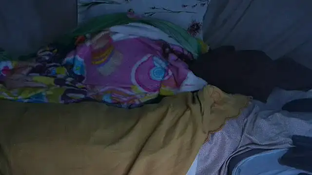 Snapshot of VeneRed chatting on October 1, 2025, 6:40 am VeneRed online show from October 1, 2025, 6:40 am