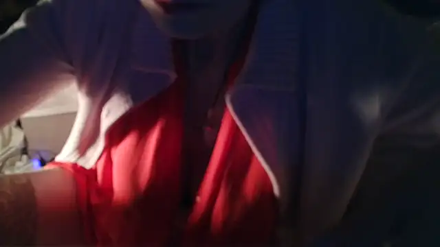 VeneRed online show from February 17, 2025, 10:49 pm