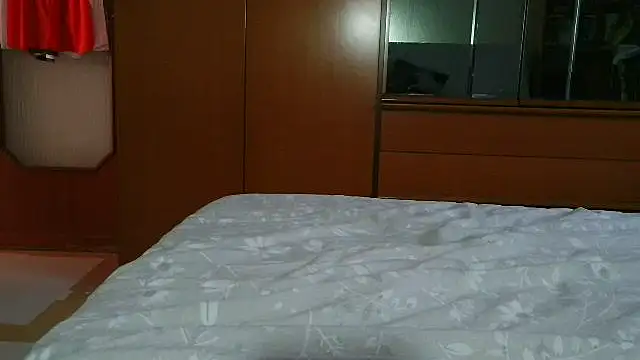 Snapshot of VeneRed chatting on September 19, 2025, 8:07 am VeneRed online show from September 19, 2025, 8:07 am