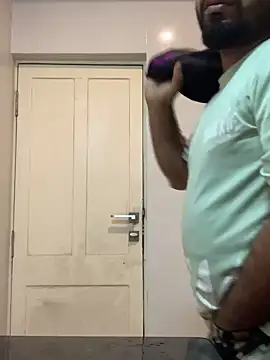 Snapshot of desiduzz21 chatting on December 4, 2024, 8:12 pm desiduzz21 online show from December 4, 2024, 8:12 pm