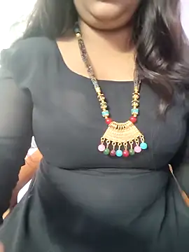 Cute payal0 online show from April 13, 2026, 7:45 am