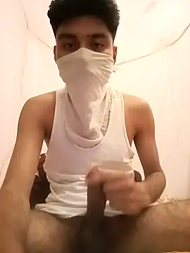 Snapshot of xxxgayroy12 chatting on March 12, 2025, 6:32 pm xxxgayroy12 online show from March 12, 2025, 6:32 pm