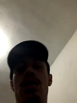 Snapshot of aely155 chatting on November 5, 2025, 6:38 am aely155 online show from November 5, 2025, 6:38 am