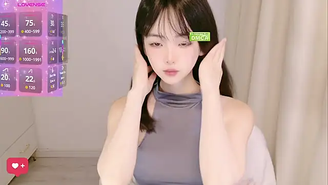 Snapshot of GouGou-111 chatting on September 24, 2025, 9:49 am GouGou-111 online show from September 24, 2025, 9:49 am