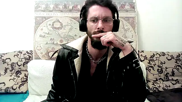 Snapshot of casualtimepassenger chatting on March 17, 2025, 3:47 am casualtimepassenger online show from March 17, 2025, 3:47 am