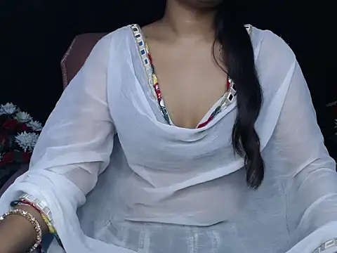 Snapshot of Wish_Queen chatting on September 21, 2025, 10:53 am Wish Queen online show from September 21, 2025, 10:53 am