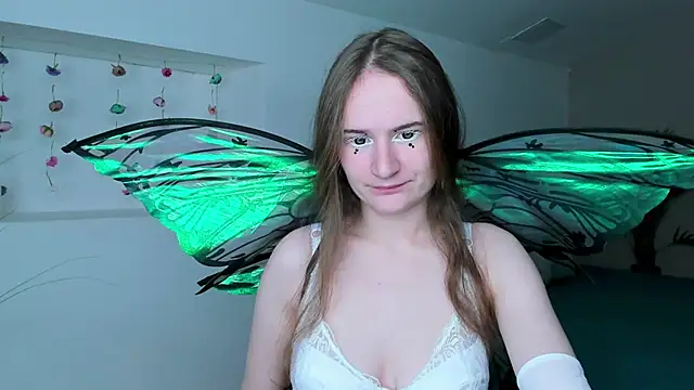 L1ittle kitty  online show from November 15, 2025, 6:50 am