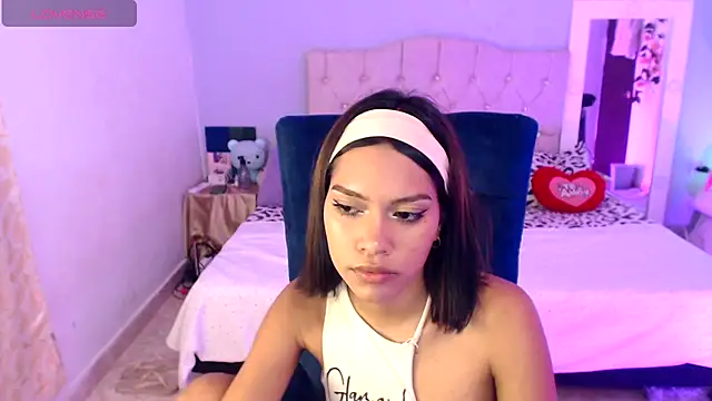 valeriah 7 online show from November 13, 2025, 6:56 pm