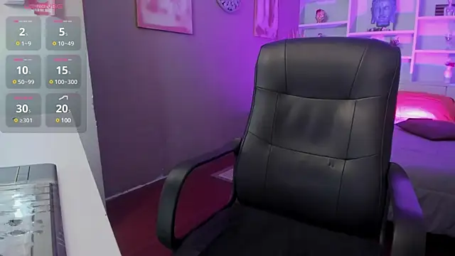 Lucy Williiams online show from March 11, 2025, 12:00 am