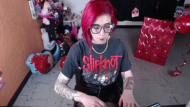 MissMiia2 online show from February 18, 2025, 6:47 pm