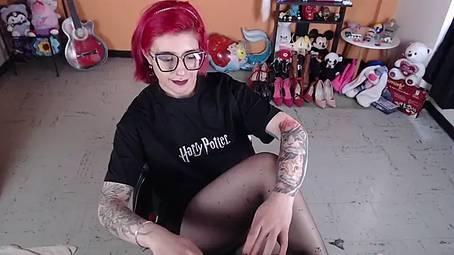 MissMiia2 online show from February 6, 2025, 5:09 pm