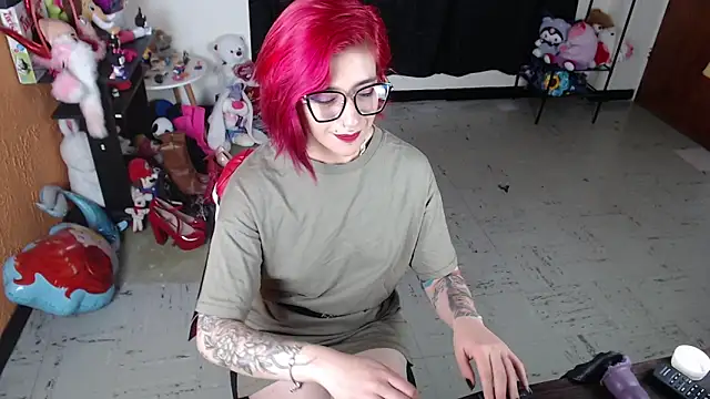 MissMiia2 online show from February 8, 2025, 6:33 pm