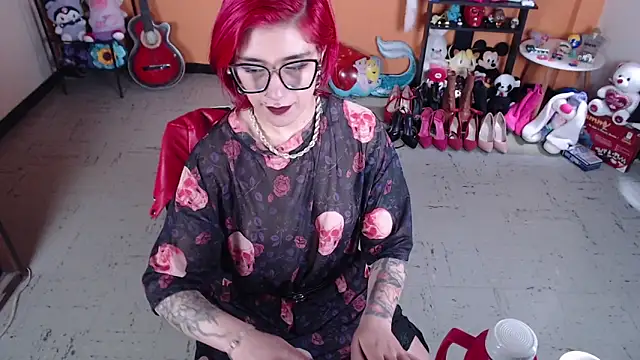 MissMiia2 online show from February 3, 2025, 4:52 pm