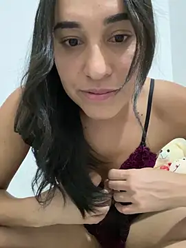 Snapshot of cleolimahot3 chatting on January 7, 2025, 1:38 am cleolimahot3 online show from January 7, 2025, 1:38 am