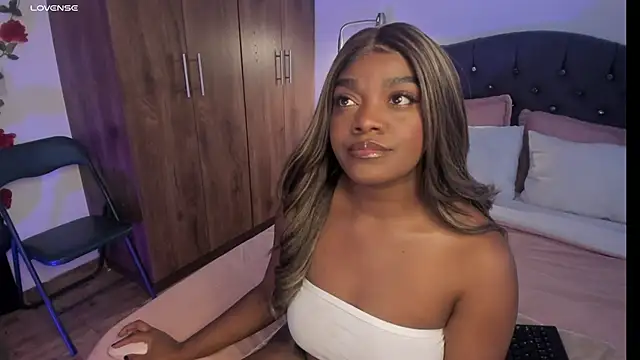 Snapshot of Im_Maria chatting on January 12, 2025, 8:47 pm Im Maria online show from January 12, 2025, 8:47 pm