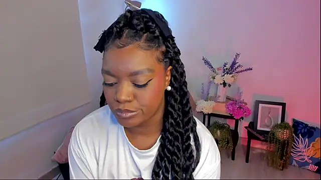 Snapshot of Im_Maria chatting on October 6, 2025, 8:31 pm Im Maria online show from October 6, 2025, 8:31 pm